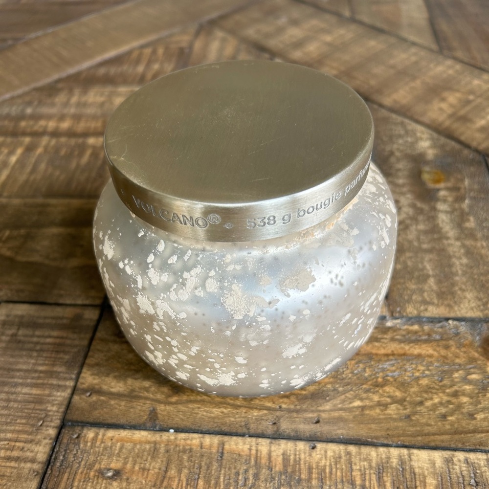 Capri Blue Volcano Gold Jar Candle